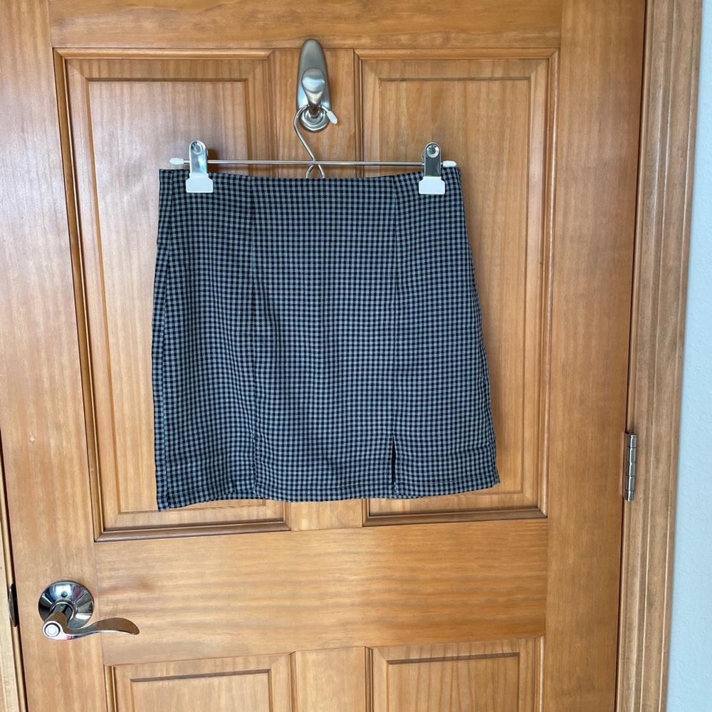 Cute plaid mini skirt!